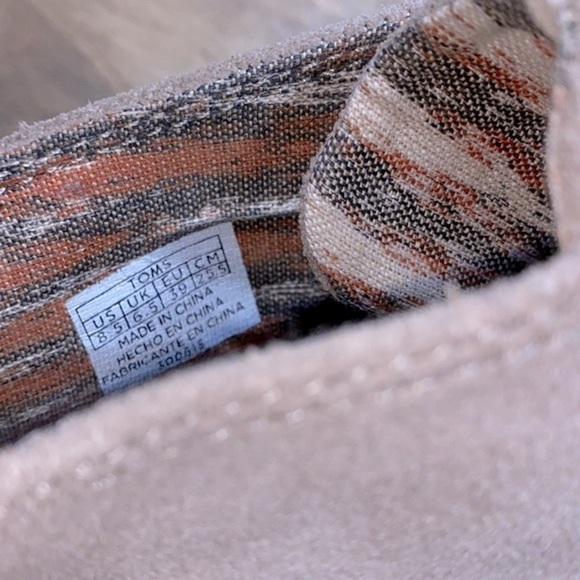 TOMS tan leather booties size 8 1/2 - Picture 5 of 6